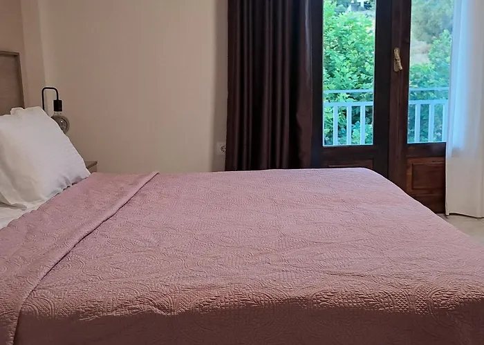 Отель Zafira Retreat Vatopedi