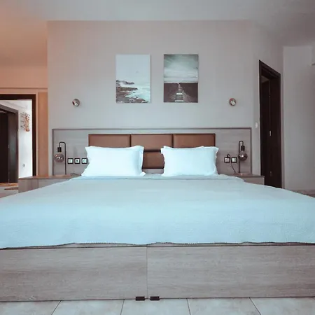Zafira Retreat *