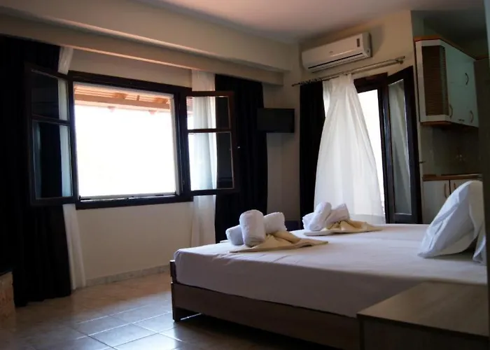 Zafira Retreat 酒店 *