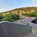 Zafira Retreat