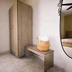 Zafira Retreat *