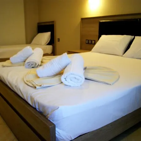 Zafira Retreat *