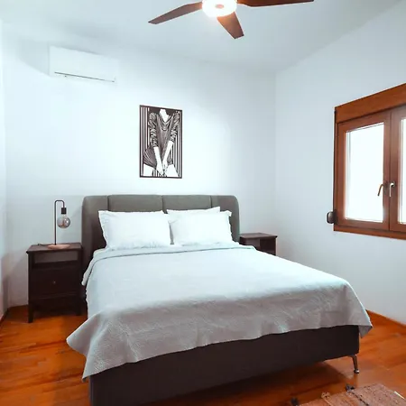 Zafira Retreat